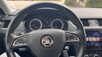 Škoda Octavia 1.5 TSI 110 kW - 10