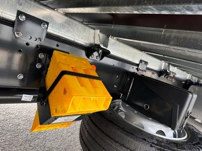 IVECO EUROCARGO 180-280P, 000150KM,  HYD. ČELO, NA 18 PALET - 10
