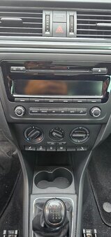 Škoda Rapid, 1,2TSi, SPACEBACK, 104tis nájezd, panorama.. - 10
