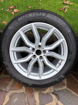 Zimní komplety / BMW X5 265/50 R19 - 10
