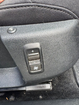 Volkswagen Passat 1.6 TDI, 77 kW, r. v. 2010 – velmi dobrý - 10