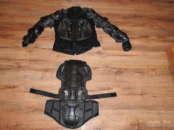 Chráničovové brnění,krunýř,Nový - 10