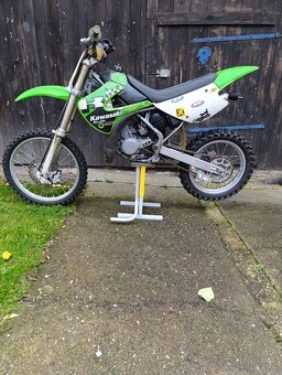 Kawasaki KX85 - 10