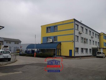 Pronájem skladovacích a prodejních prostor o velikosti 492 m - 10