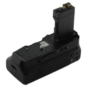 Canon EOS 550D + 18-55mm IS + 50mm + Battery holder - 10