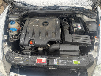 Octavia II 2.0TDI 103 KW Pouze díly- Hořovice okr Beroun - 10