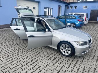 BMW 320i combi 110kw 2006, velmi slušný stav - 10