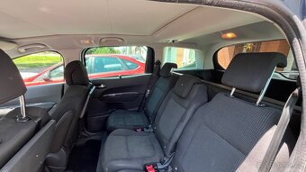 Peugeot 5008 - 10