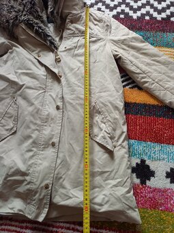 Parka s velkou kapucí Zara M - 10