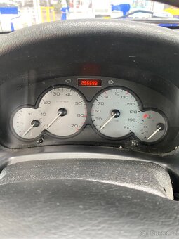 Prodám Citroen Berlingo 1.6HDI 16v - 10