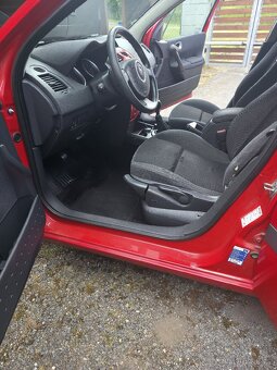Renault Megane 1.9 dCi, 96 kW - 10