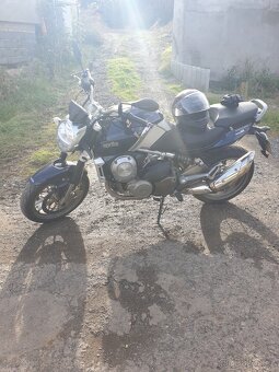 Aprilia Mana 850 - 10