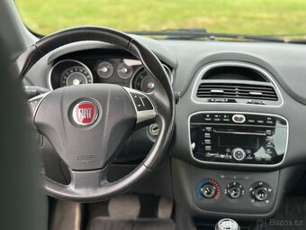 Fiat Punto Evo 1.4 57 kW | 2012 | Klima | Rádio | 5dveř - 10