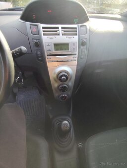 Toyota Yaris 1.3 VVT-i 64kw....82415km - 10