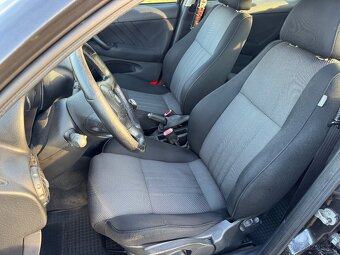 Alfa Romeo 147 1.6 16V 77Kw Twinspark - 10