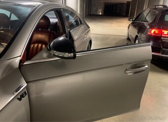 Mercedes Benz CLS 500 V8 - 10