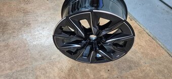 Originální alu disků BMW 7 G70 i7 G12 G11 10,5x21 ET44 - 10