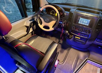 24míst, 3.0 V6 MB Sprinter XXL - 10