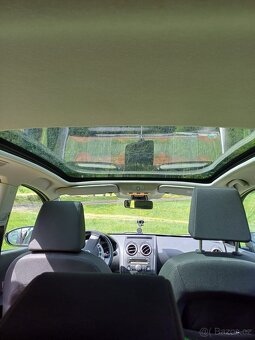 Nissan Qashqai 2.0 4x4 benzín - 10