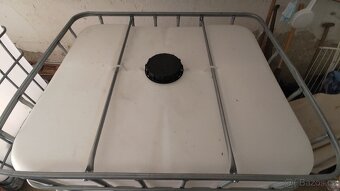 Prodám IBC kontejner - 10