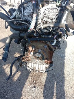 PEUGEOT 4007, CITROEN C-CROSSER MOTOR 2,2HDI 4HN 115KW - 10