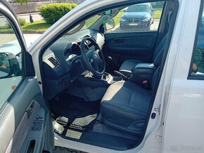 Toyota Hilux DC 2.5 I D-4D Terra 08/2013 - 10