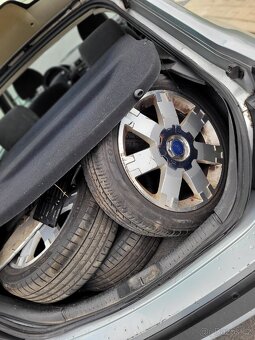 Ford Mondeo 2,0TDCI 96 kW GHIA Rok 2006 Najeto 218,000 km - 10