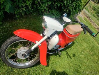 Jawa pionýr - 10