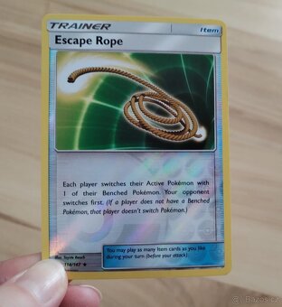 Sbírka holo/reverse Pokémon karet karty + album - 10