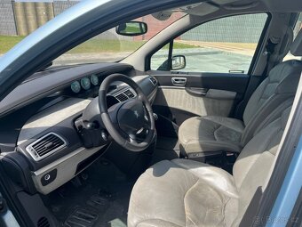 Peugeot 807 - 2.2hdi 94kW - 2003 - 7míst - 10