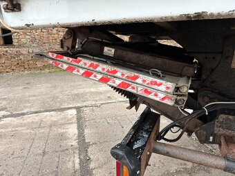 Iveco EUROCARGO 120E25 PLACHTA ČELO - 10