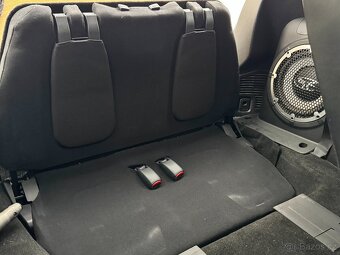 Mitsubishi Outlander 2.2Di-D 130kW 4x4, nez. topeni, 7míst - 10