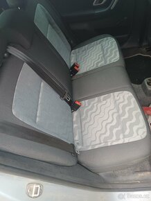 Škoda Fabia 2 kombi 1.4 16v 63kw r.2009 - 10
