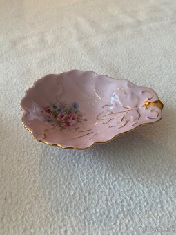 Růžový porcelán – starožitná dekorativní sada - 10