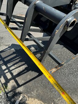 Hydraulický Vykusovač siláže, vidle na hnůj - 10