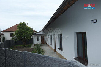 Pronájem bytu 4+1, 120 m², Živanice - 10