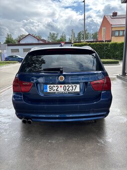 BMW 330d - 10