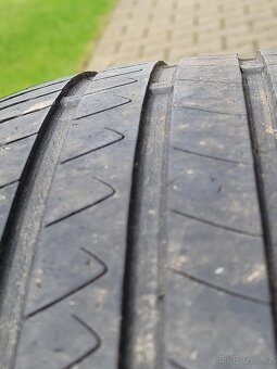 Letní pneu 215/55 R17 - 10