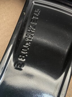 Nové original Audi r19 235/40/19 100% - 10