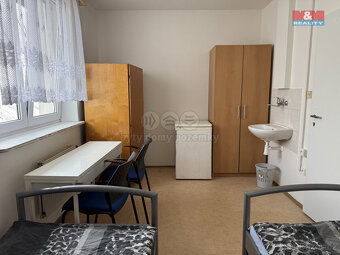Pronájem nájemního domu, 123 m², Hovorčovice, ul. U Rybníka - 10