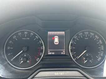Škoda Octavia 3 je 1.6tdi - 10