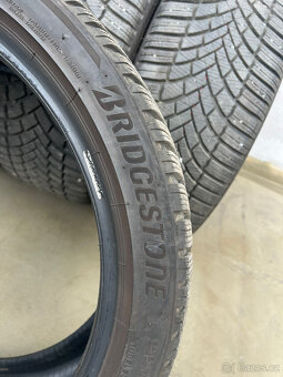 235/40R19 zimní pneu BRIDGESTONE BLIZZAK LM005 - 10