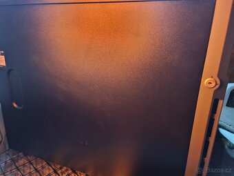 HP Proliant ML310e Gen8 Xeon E3-1220 V2 3,10Ghz 4x 8GB DDR3 - 10