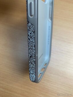 Pouzdro na iPhone 14 Pro Swarovski Super Stav - 10