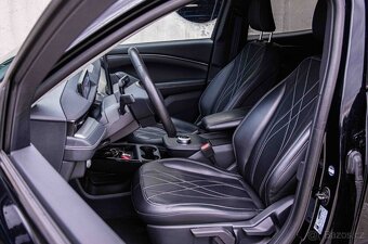 Ford Mustang Mach-E / ODPOČET - 10
