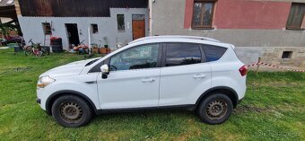 Ford Kuga - 10