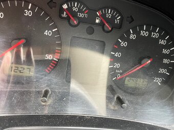 Volkswagen golf 4 1.9 tdi - 10