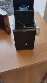 Staré fotoaparáty hlubiťák 2 a Flexaret - 10