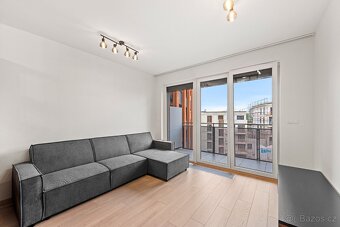 Pronájem bytu 2+kk 54 m² Praha 4 Háje - 10