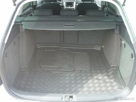 Škoda Octavia 1.6TDI CR 4x4 NAVIGACE XENONY - 10